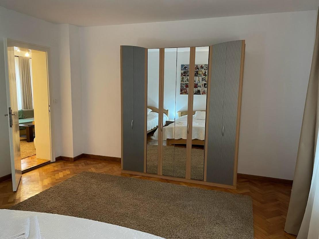 Crisan 40 Casa Muntean 100Mp 3Camere 3Paturi 1 Canapea 2 Dormitoare Parcare Timișoara Zewnętrze zdjęcie